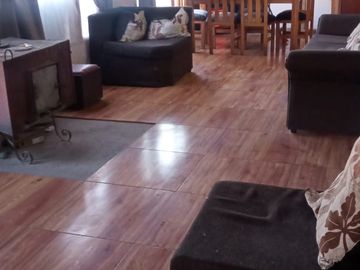 En venta terreno 6.694 m2 con casa – Llayllay, San Felipe.