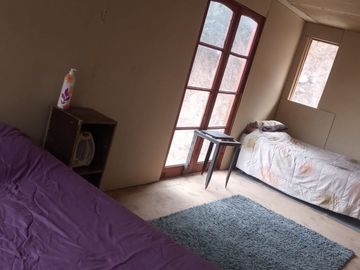 En venta terreno 6.694 m2 con casa – Llayllay, San Felipe.