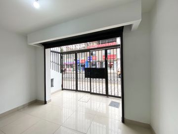 🌟 Tu Negocio Y Hogar En Av. Gran Chimú 🏡💼