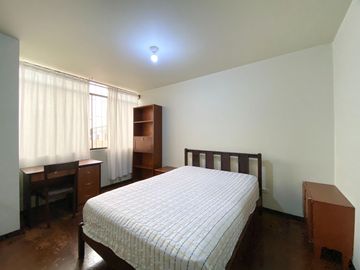 🌟 Tu Negocio Y Hogar En Av. Gran Chimú 🏡💼