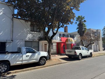 Casa 2 pisos a 2 cuadras plaza de Armas de Chillán