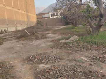 SE VENDE TERRENO EN HUAYCAN