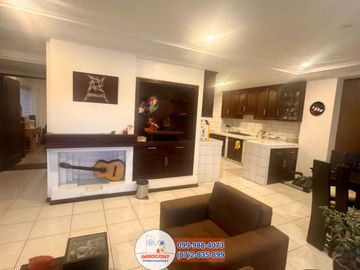 DEPARTAMENTO AMOBLADO EN VENTA, Sector Av. 3 de Noviembre D347