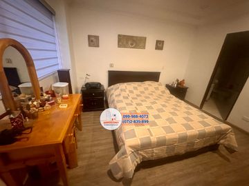 DEPARTAMENTO AMOBLADO EN VENTA, Sector Av. 3 de Noviembre D347