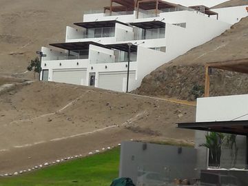 🏖️ ¡Vive o invierte en tu lugar soñado! 🌴 Terreno en venta – Alto Bujama (140 m²)