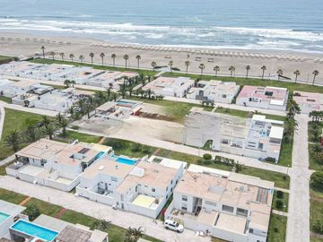 Terreno Playa el Golf de Asia