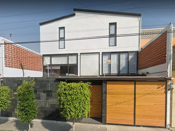 VENTA DE CASA EN GUATAVO A MADERO CDMX