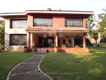 LAURELES