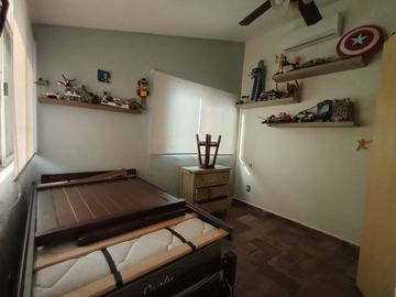 En Renta Casa En Condominio, Buena Ubicación, Alberca y Jardín