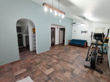 En Renta Casa En Condominio, Buena Ubicación, Alberca y Jardín