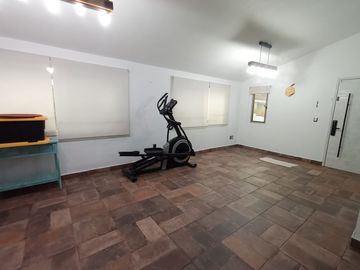 En Renta Casa En Condominio, Buena Ubicación, Alberca y Jardín