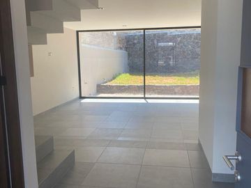 CASA EN VENTA En Lomas de Gran Jardín
