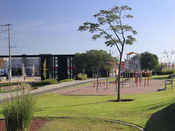 DESARROLLO PARQUES TESISTÁN: CASAS Y DEPARTAMENTOS EN ZAPOPAN