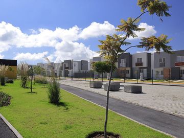 DESARROLLO PARQUES TESISTÁN: CASAS Y DEPARTAMENTOS EN ZAPOPAN