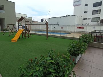 Apartamento barrio Vipasa. Piso 6 con ascensor.