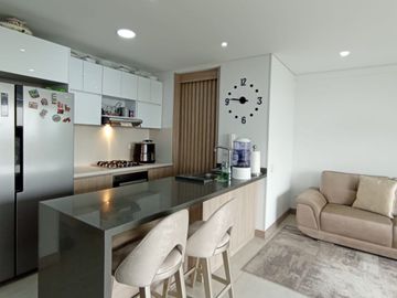 Apartamento barrio Vipasa. Piso 6 con ascensor.