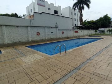Apartamento barrio Vipasa. Piso 6 con ascensor.