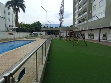 Apartamento barrio Vipasa. Piso 6 con ascensor.
