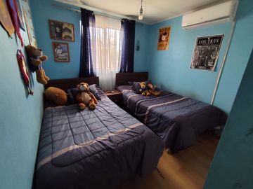 Cómoda Casa en Microbarrio (4D-3B-2E), Jardines de Santa María, Maipú.