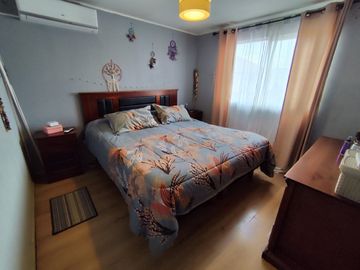 Cómoda Casa en Microbarrio (4D-3B-2E), Jardines de Santa María, Maipú.