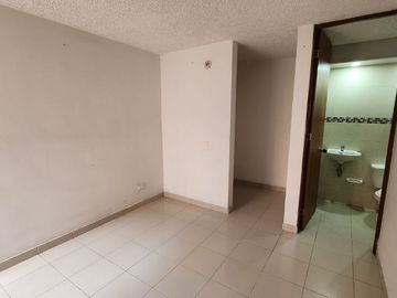 SE VENDE APARTAMENTO AMPLIO MADRID LA FINCA 7