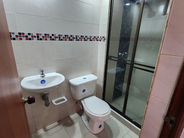 SE VENDE APARTAMENTO AMPLIO MADRID LA FINCA 7