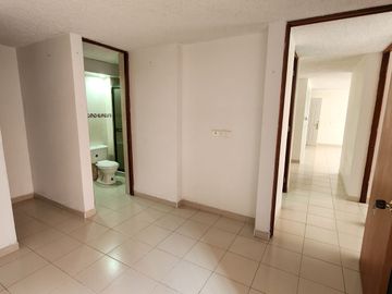 SE VENDE APARTAMENTO AMPLIO MADRID LA FINCA 7