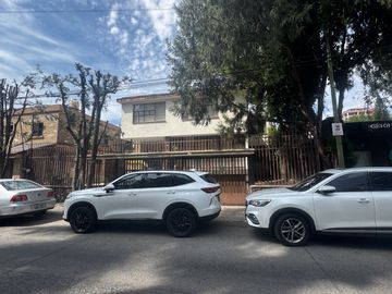Venta Casa a 2 cuadras Glorieta Minerva Ideal Negocio, Oficina, Casa Habitación