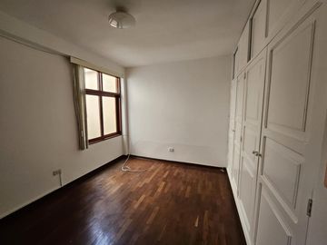 Departamento a la Venta en Santiago de Surco