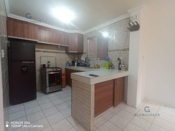 EN VENTA CASA MUCHO LOTE 1 GUAYAQUIL CERCA MALL DEL NORTE