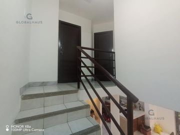 EN VENTA CASA MUCHO LOTE 1 GUAYAQUIL CERCA MALL DEL NORTE