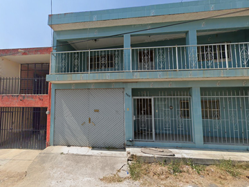 OP CASA EN VENTA C. LAUREL. EL CAMPESINO,TLAQUEPAQUE,JALISCO