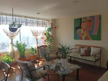 DEPARTAMENTO EN VENTA CON VISTA SECTOR MASTODONTES NORTE QUITO