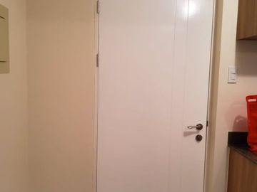 Nice 1 Bedroom with Parking Condominium For Sale in Manila Torre De Manila
