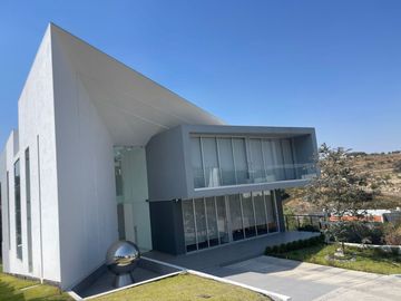 VENTA-HERMOSA CASA EN RANCHO SAN JUAN, ZONA ESMERALDA, ATIZAPAN, EDO.MEX