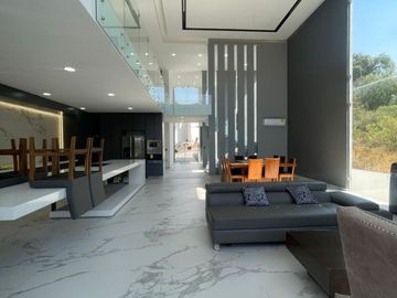 VENTA-HERMOSA CASA EN RANCHO SAN JUAN, ZONA ESMERALDA, ATIZAPAN, EDO.MEX