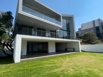 VENTA-HERMOSA CASA EN RANCHO SAN JUAN, ZONA ESMERALDA, ATIZAPAN, EDO.MEX