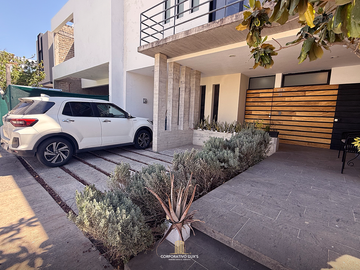 Casa en venta en Valle Imperial (coto Galo), Zapopan