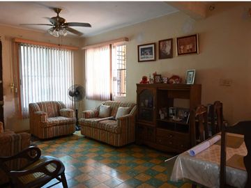 VENDO CASA CON DEPARTAMENTOS EN COL. CENTRO DE VERACRUZ