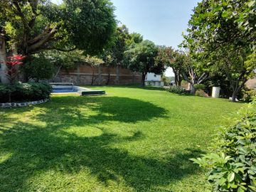 Casa en venta  de 4 recámaras en condominio horizontal en Cuernavaca, Colinas de Santa Fe