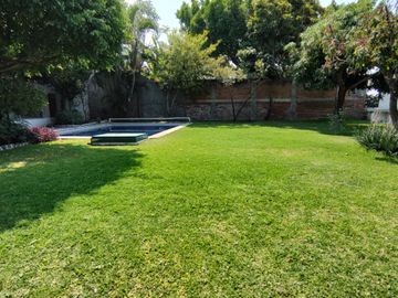 Casa en venta  de 4 recámaras en condominio horizontal en Cuernavaca, Colinas de Santa Fe