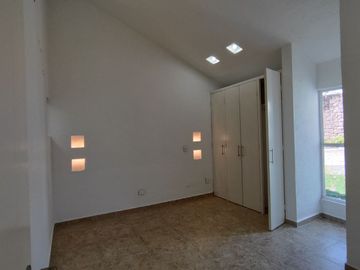 Casa en venta  de 4 recámaras en condominio horizontal en Cuernavaca, Colinas de Santa Fe