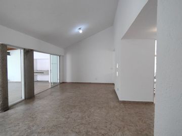 Casa en venta  de 4 recámaras en condominio horizontal en Cuernavaca, Colinas de Santa Fe