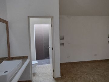 Casa en venta  de 4 recámaras en condominio horizontal en Cuernavaca, Colinas de Santa Fe