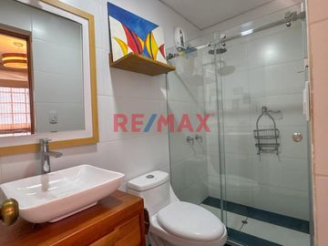 Venta De Departamento Moderno Mas Aires En Distrito Turístico .Miraflores