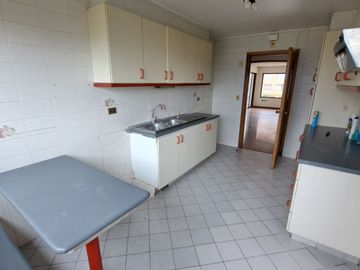¡ OPORTUNIDAD!....DEPARTAMENTO 4D,3B  SECTOR PONIENTE  DE VIÑA