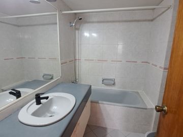 ¡ OPORTUNIDAD!....DEPARTAMENTO 4D,3B  SECTOR PONIENTE  DE VIÑA