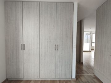 APARTAMENTO EN VENTA PISO 8 MILAN DOSQUEBRADAS