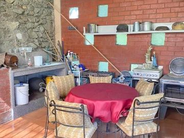 Oportunidad excelente propiedad en venta con 10.000m2 de terreno, en Gualaceo sector Cértag