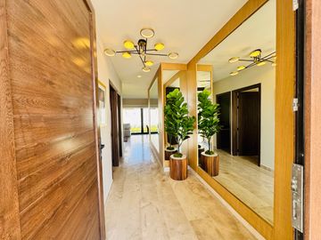 Se Vende Casa en Vela Sur Corregidora Qro, con cuarto de servicio